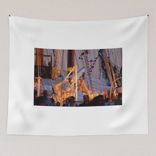 Aperçu de l'œuvre ship night show créée et vendue par Tereza Pilar Art.