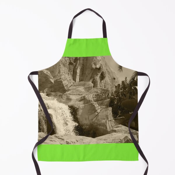 Artikelvorschau, Spritzwasserspiel Benidorm Tint entworfen und verkauft von eddiebarronshop.