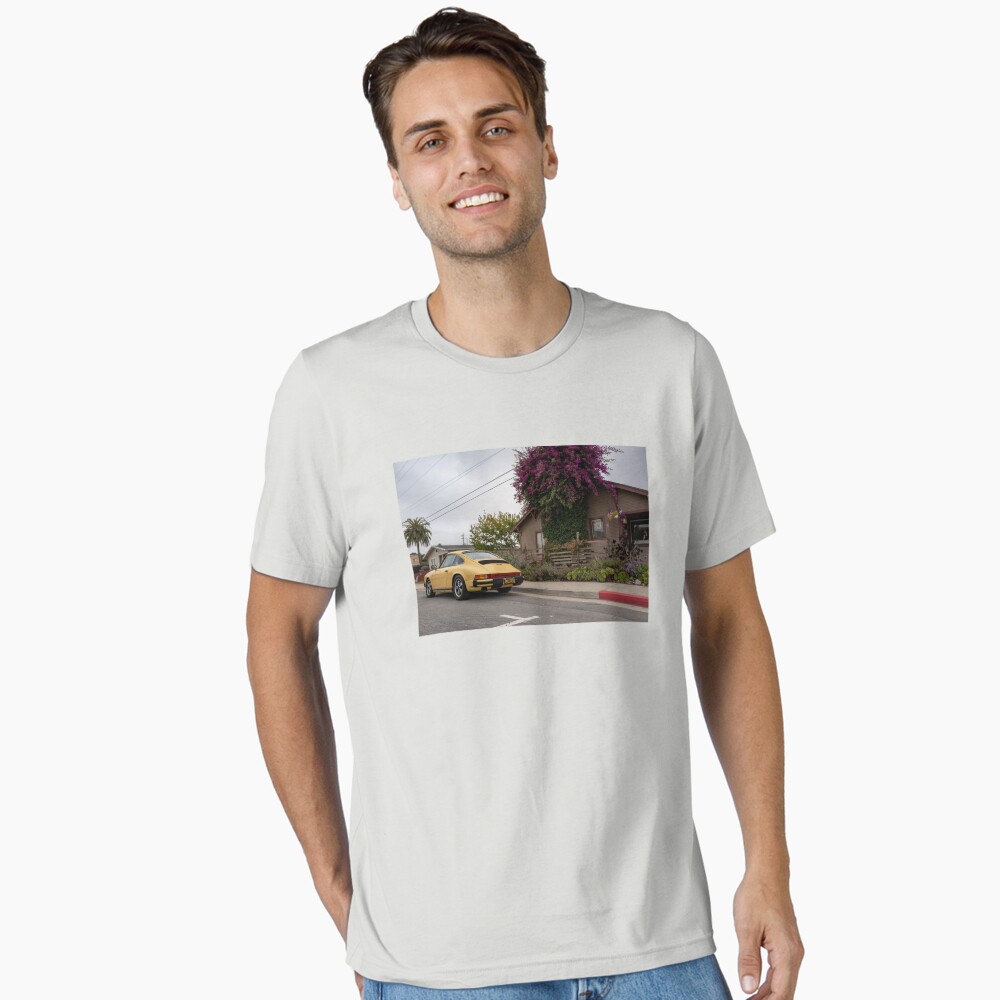 Artikel-Vorschau von Essential T-Shirt, designt und verkauft von Portalius.