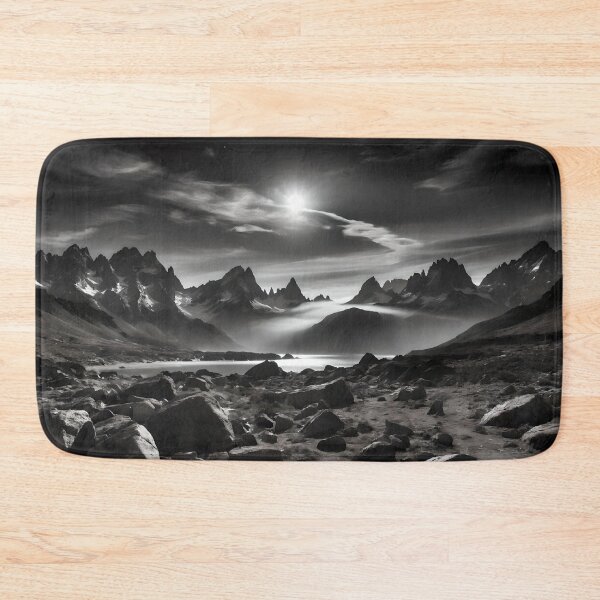 Artikelvorschau, Sonnenbeschienene Gelassenheit: HDR Monochromatische Landschaftskunst entworfen und verkauft von ShadeScapeArt.