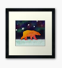 Technicolor Safari - Aurora Bär Gerahmtes Wandbild