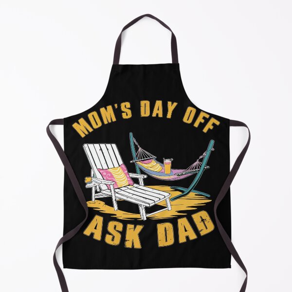 Artikelvorschau, Muttertag Mamas freier Tag Frag Papa Geschenk für Mama entworfen und verkauft von Quirky Shirts.