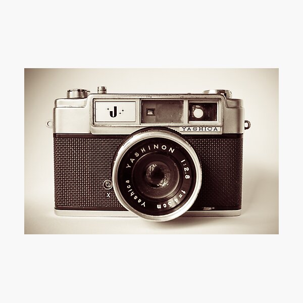 Camera Retro Photographic Print