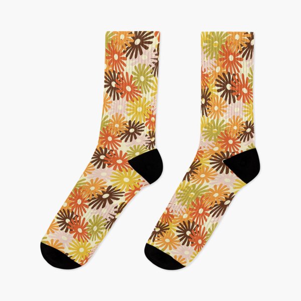 Artikelvorschau, Far Out Floral - Creme entworfen und verkauft von BayhillStudio.