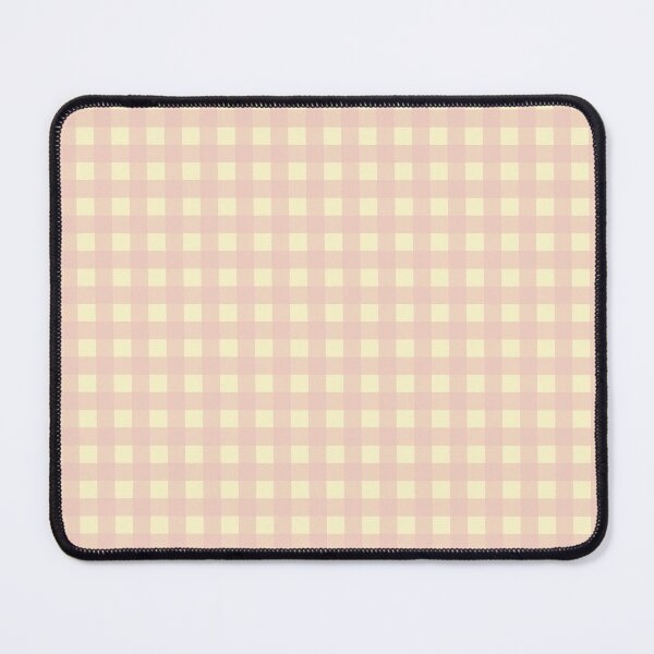Artikelvorschau, Far Out Gingham - Erdbeercreme entworfen und verkauft von BayhillStudio.