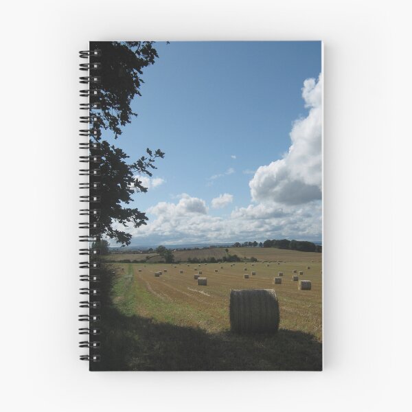 Artikelvorschau, Ernte, Harthill mit Woodall Village. entworfen und verkauft von Paul Rowland.