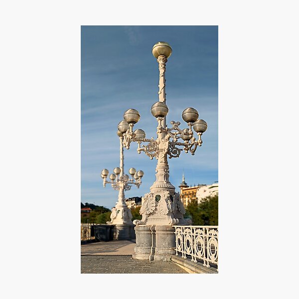 Vista previa del artículo con la obra «Farola Bahía de La Concha San Sebastián 01», diseñado y vendido por Weston  Westmoreland.