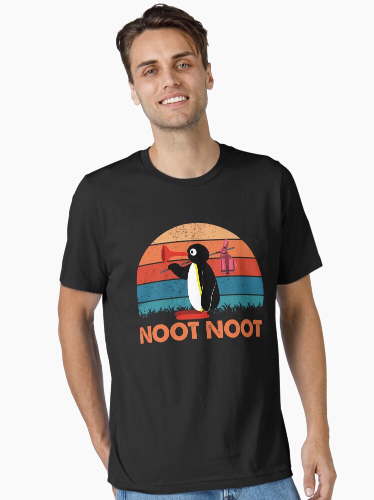 Imagen 2 de 7, Camiseta esencial con la obra Noot Noot Pingu - Retro Vintage Animal Lindo, diseñada y vendida por Vincentertzmann.