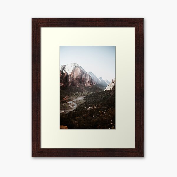 Vista previa del artículo con la obra « Fotografía del Parque Nacional Zion | Vista de un valle | Cali Boho | Casa del gato mandona», diseñado y vendido por BossyCatHome.