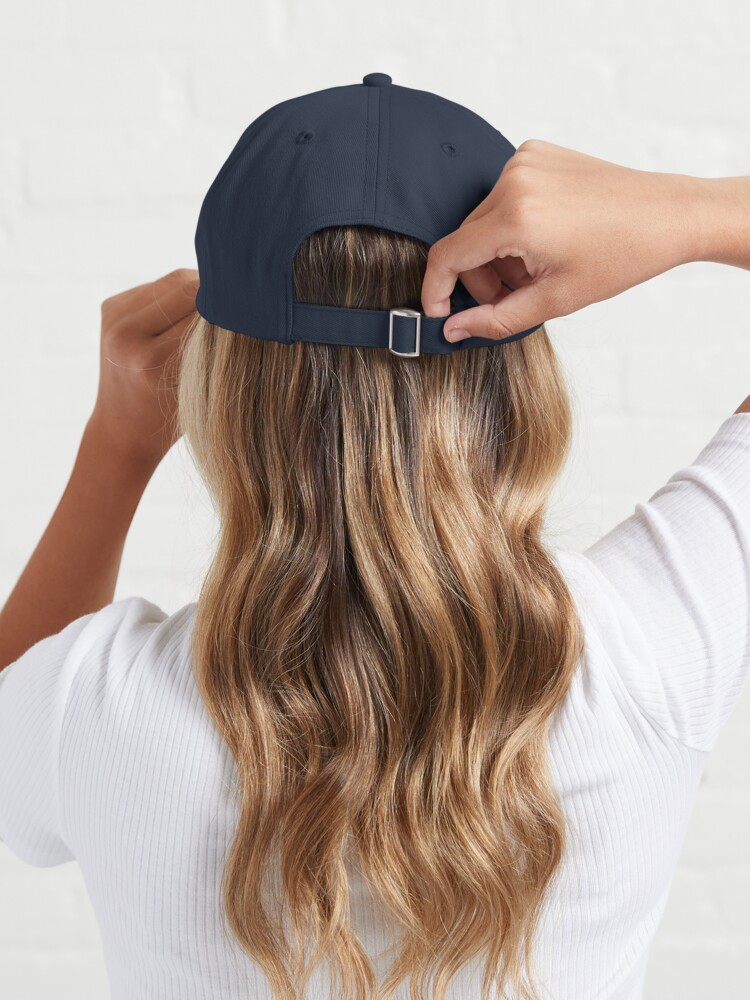 Imagen 5 de 7, Gorra con la obra Princesa Uma - Descendientes 3, diseñada y vendida por Arte-Enchanted.