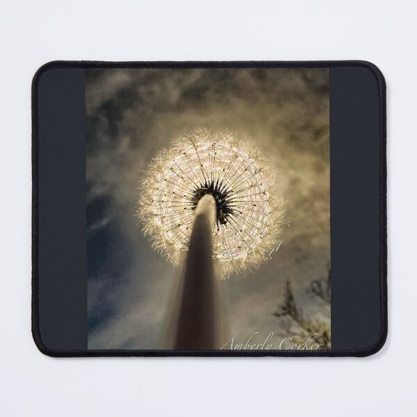 Vista previa del artículo con la obra «Eclipse de diente de león», diseñado y vendido por Amber Corker.