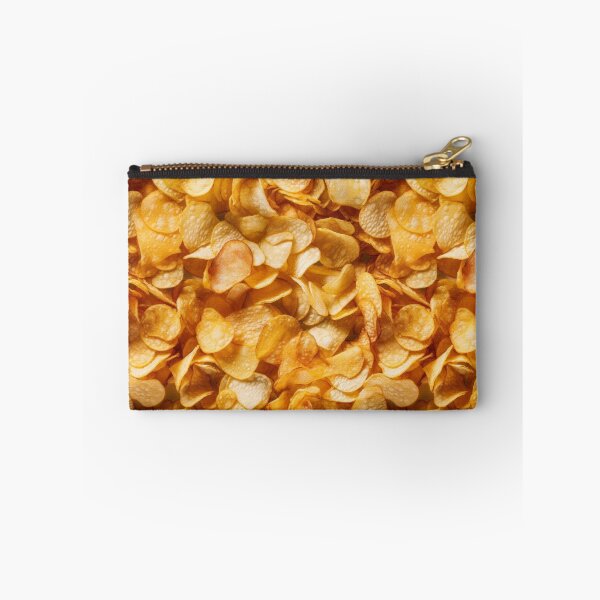 Artikelvorschau, Knusprige Kartoffelchips. Leuchtend goldene Kartoffelchips. Appetitliches Muster. entworfen und verkauft von SculpterioShop.