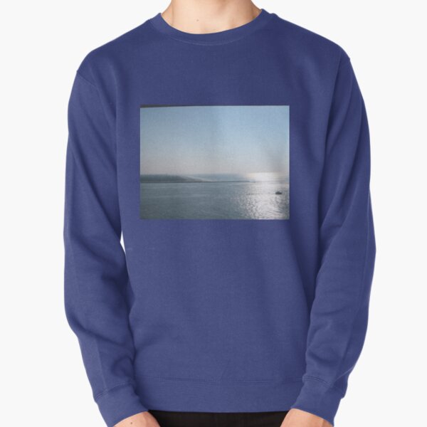 Sun, water, sky , ocean, ship, glare Pullover Sweatshirt