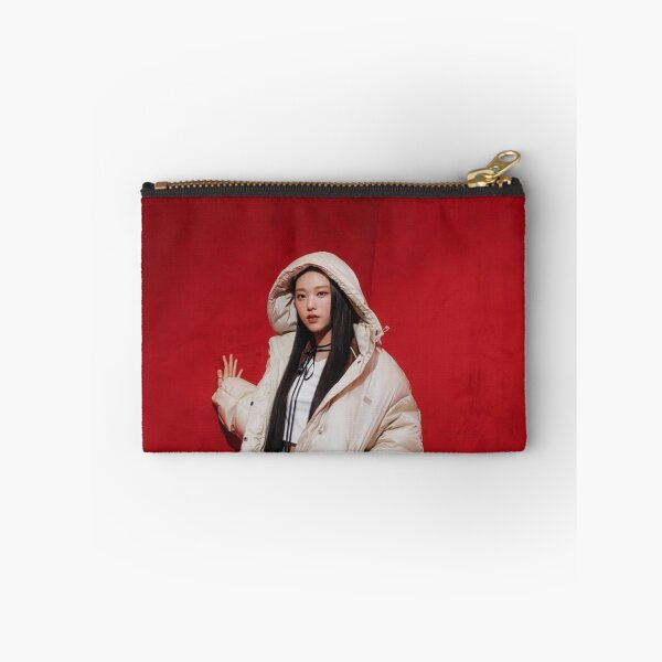 Artikelvorschau, Haerin Super Shy Cool mit dir ETA Neuer Zip entworfen und verkauft von Valereekmerch.