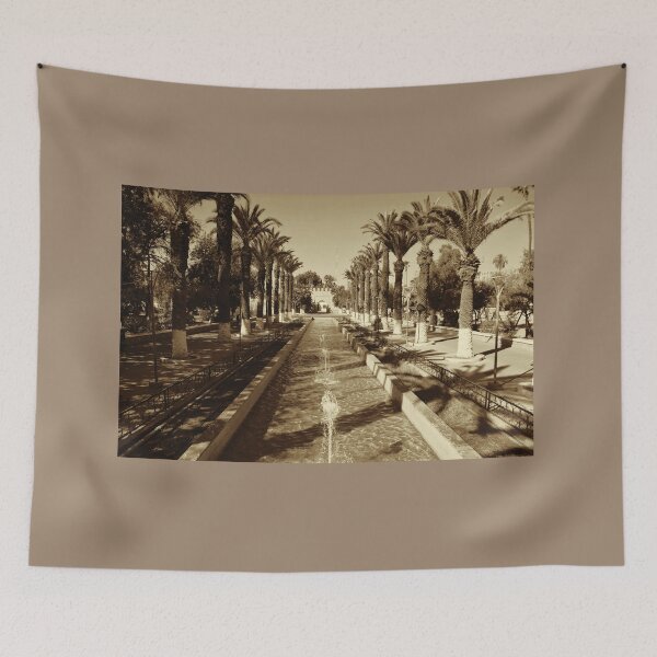 Artikelvorschau, Brunnen und Palmen, Taroudant, Sepia entworfen und verkauft von paulboizot.