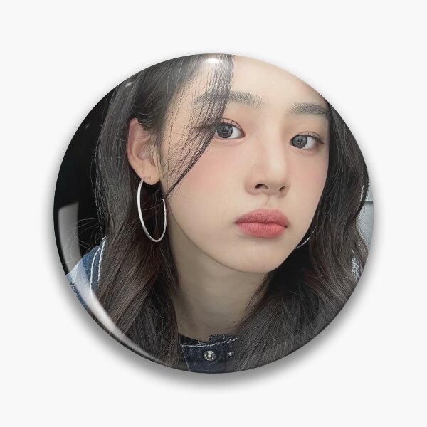 Artikelvorschau, Minji Super Shy Cool mit dir ETA Neuer Zip entworfen und verkauft von Valereekmerch.