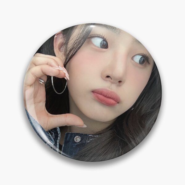 Artikelvorschau, Minji Super Shy Cool mit dir ETA Neuer Zip entworfen und verkauft von Valereekmerch.