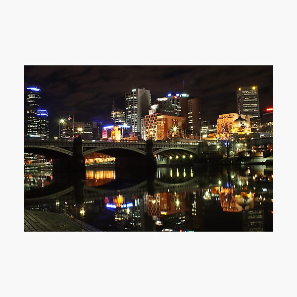 Artikelvorschau, Melbourne bei Nacht entworfen und verkauft von DianaC.