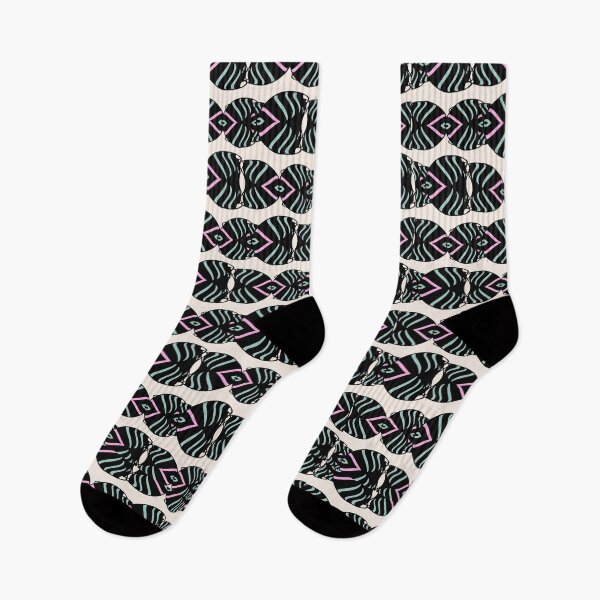 Artikelvorschau, Geometrische rosa Muschel entworfen und verkauft von Ldydesign.