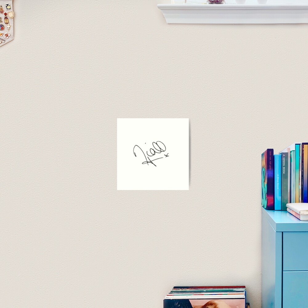 Niall Horan Signature