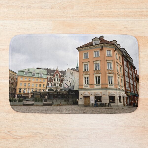Item preview, One pigeon. Riga 2024 designed and sold by Jouko Lehto Photography.