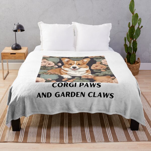 Artikelvorschau, Corgi paws and garden claws dog cute garden flowers mom lover vintage entworfen und verkauft von SoulfulT.