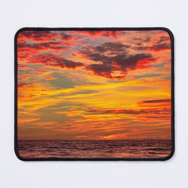 Artikelvorschau, Kopie von Gale Beach bei Sonnenuntergang. In Albufeira, Algarve entworfen und verkauft von AngeloDeVal.