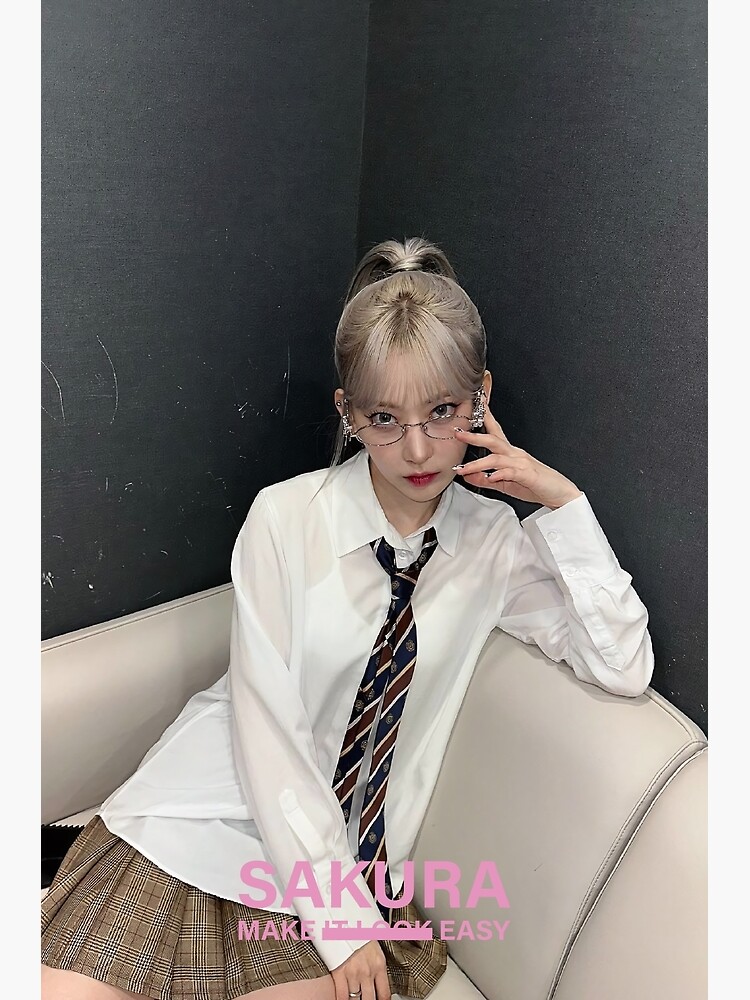 Le Sserafim Sakura Easy SMART