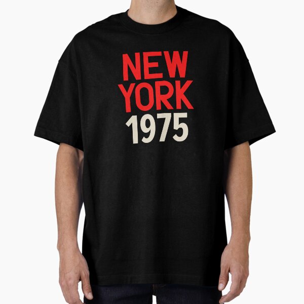 Vista previa del artículo con la obra «Serie icónica del año de nacimiento en Nueva York: tipografía atemporal - Nueva York 1975», diseñado y vendido por Boogosh.