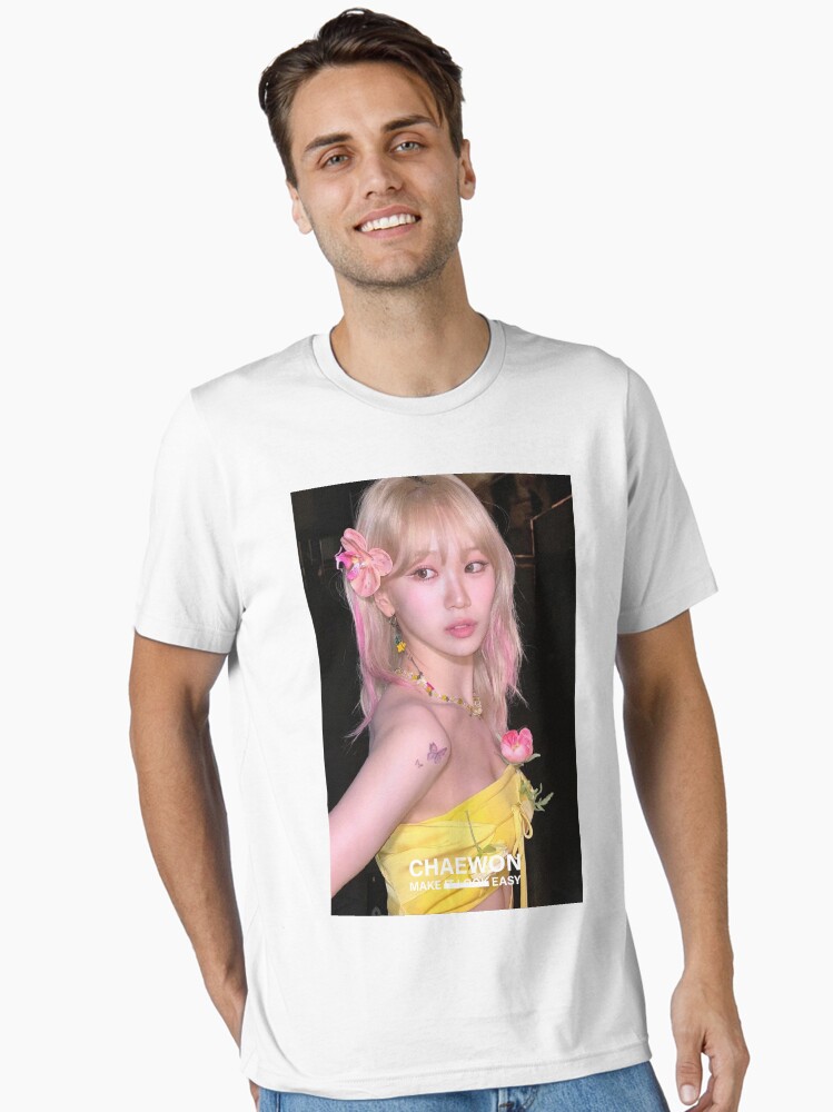 LE SSERAFIM PHOTO T-SHIRT XL サイズ LE SSERAFIM PHOTO T-SHIRT XLサイズ