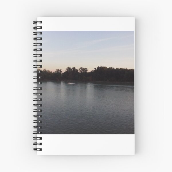 Artikelvorschau, Donau und blauer Himmel entworfen und verkauft von miaterinka.