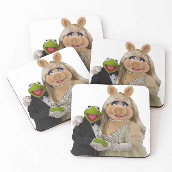 Item preview, Kermit and Miss Piggy designed and sold by sydthekid539.