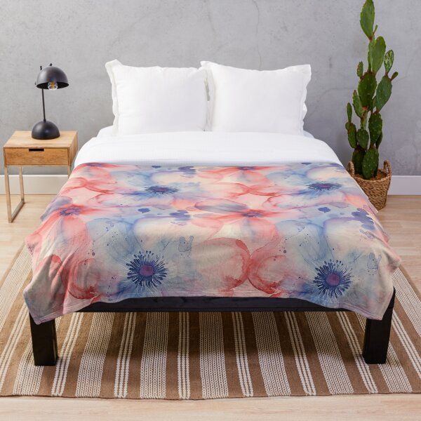 Aperçu de l'œuvre Fleurs aquarelles roses et bleues éthérées assez délicates créée et vendue par NikkofTime.