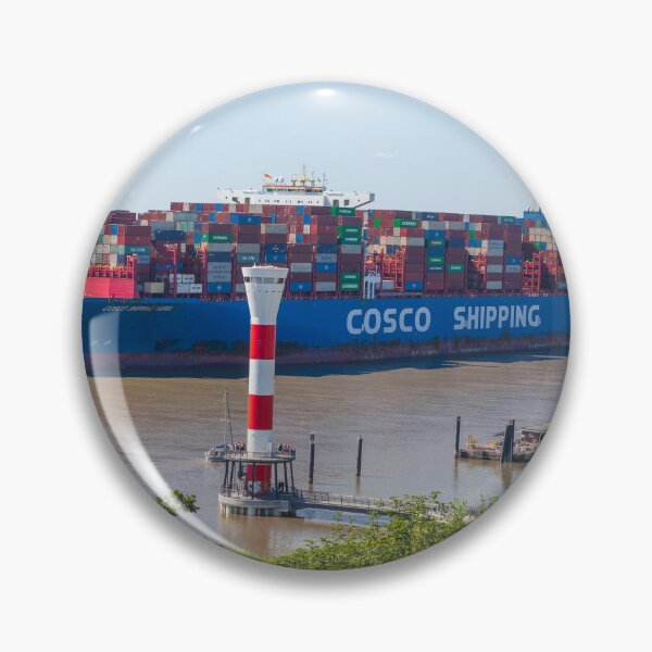 Artikelvorschau, Cosco Containerschiff und Leuchtturm an der Elbe, Stadtteil Blankenese entworfen und verkauft von Torsten Krüger.