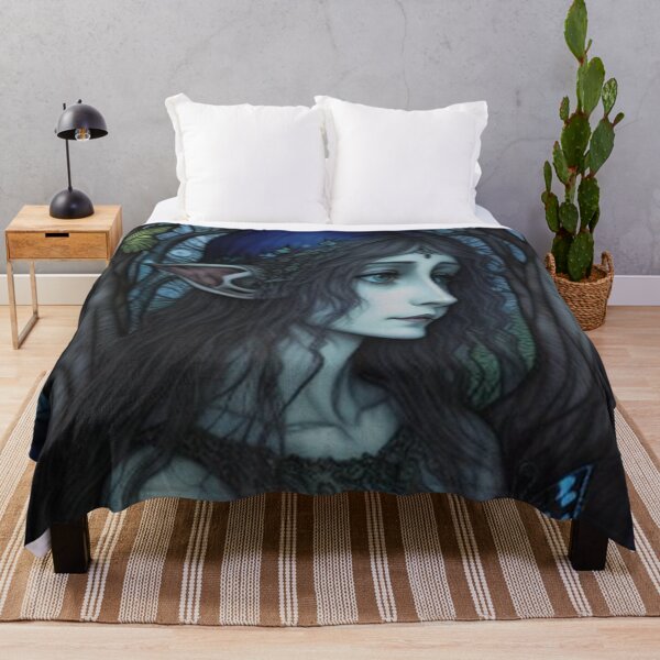 Artikelvorschau, Klassische gotische Elfe und Schmetterlinge entworfen und verkauft von TheDarkWardrobe.