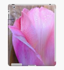 A Sweet Morning Kiss iPad Case/Skin