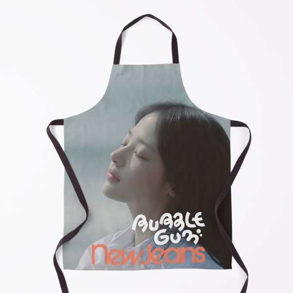 Artikelvorschau, Minji Bubble Gum Super Shy Cool With You ETA Neuer Reißverschluss entworfen und verkauft von Valereekmerch.