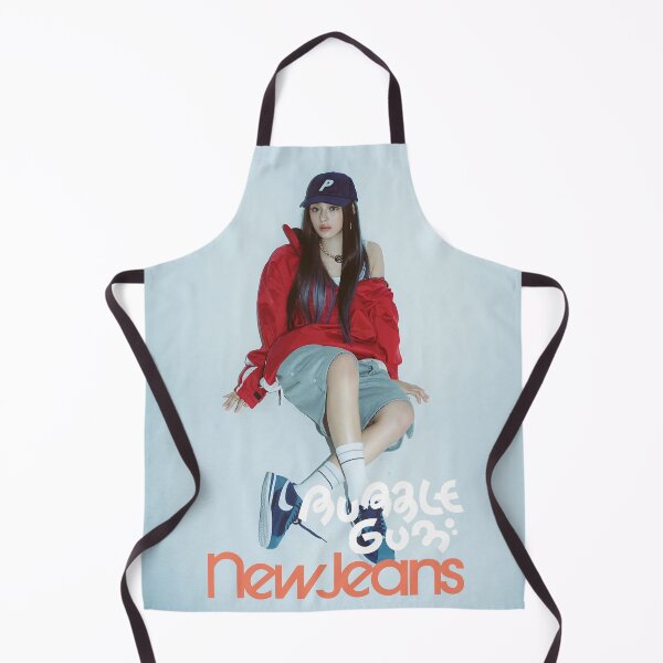 Artikelvorschau, Minji Bubble Gum Super Shy Cool With You ETA Neuer Reißverschluss entworfen und verkauft von Valereekmerch.
