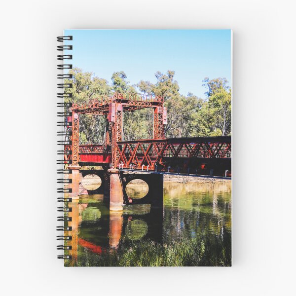 Aperçu de l'œuvre Pont sur le Murray || Tocumwal, Nouvelle-Galles du Sud créée et vendue par VMKPhotography.