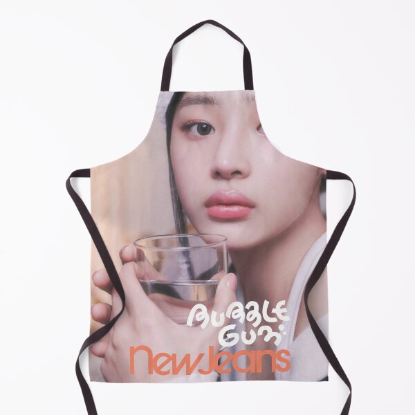 Artikelvorschau, Minji Bubble Gum Super Shy Cool With You ETA Neuer Reißverschluss entworfen und verkauft von Valereekmerch.