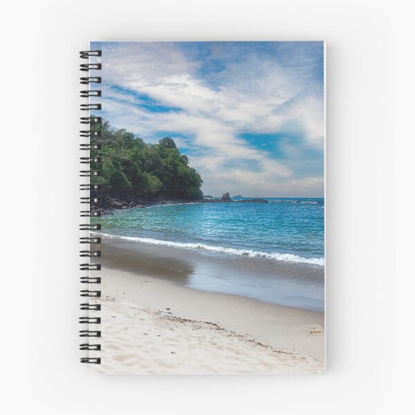 Artikelvorschau, Der Strand im Manuel Antonio Nationalpark entworfen und verkauft von Kathy Weaver.