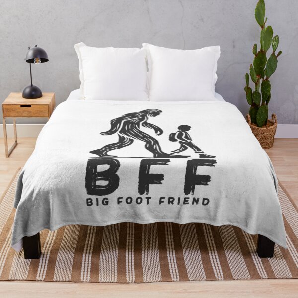 Artikelvorschau, Bigfoot Freund BFF Yeti Sasquatch Kind Kind Wandern entworfen und verkauft von deelitt.