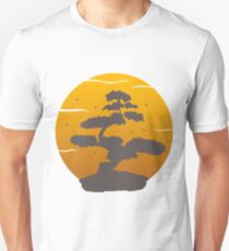 Bonsai Tree Japanese Calligraphy Circle Buddhist Zen Sunset Unisex T-Shirt