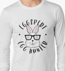 Eggspert Egg Hunter - Funny Easter Nerd Bunny Holiday Long Sleeve T-Shirt
