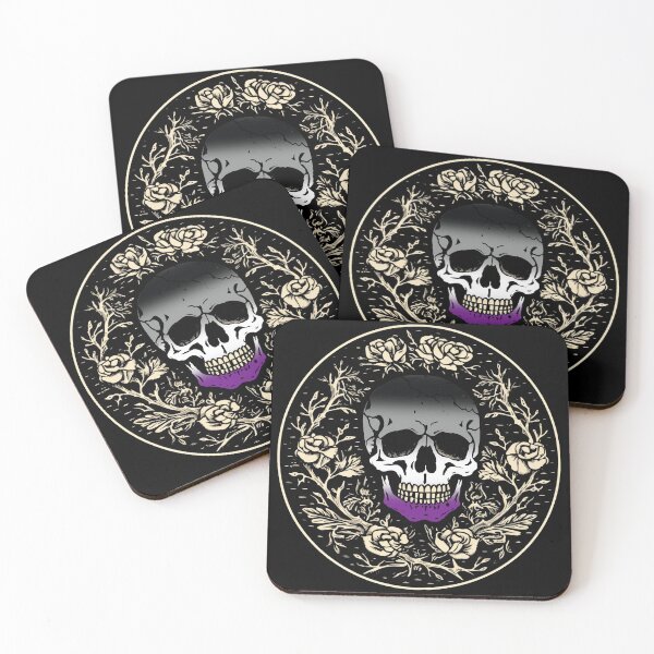 Aperçu de l'œuvre Drapeau de fierté asexuée de crâne et de roses de Goth, conception gothique subtile d'as de crâne de crâne créée et vendue par Travelslightly.