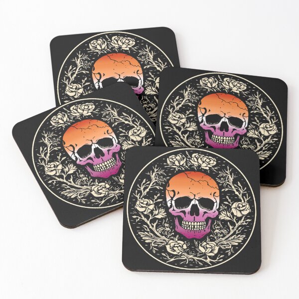 Artikelvorschau, Goth Totenkopf und Rosen Lesben Pride Flagge, dezentes Gothic Totenkopf Lesben Design entworfen und verkauft von Travelslightly.