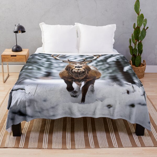 Item preview, Cerf enneigée designed and sold by Collection de trésors .