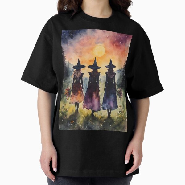 Vista previa del artículo con la obra «Las Tres Hermanas - Amigas Brujas Miran el Amanecer en el Solsticio de Verano», diseñado y vendido por Lyra The Lavender Witch.