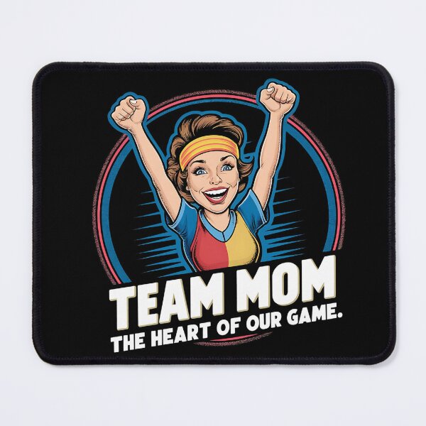 Artikelvorschau, Team Mom – Das Herz unseres Spiels entworfen und verkauft von Taans-Creation.