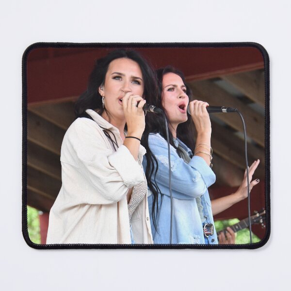 Item preview, Presley & Taylor - Photograph designed and sold by ConcertImages.